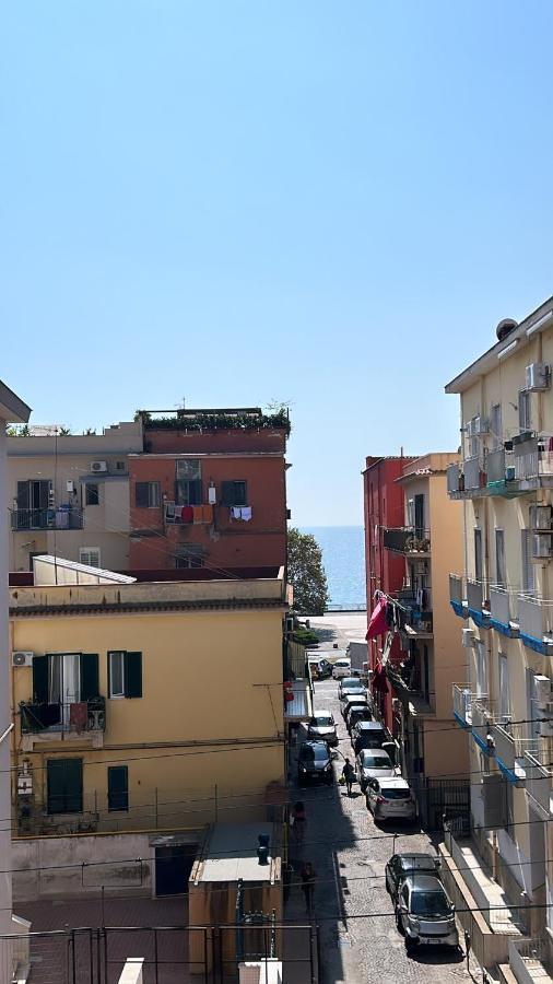 B&B Blog Pozzuoli Luaran gambar